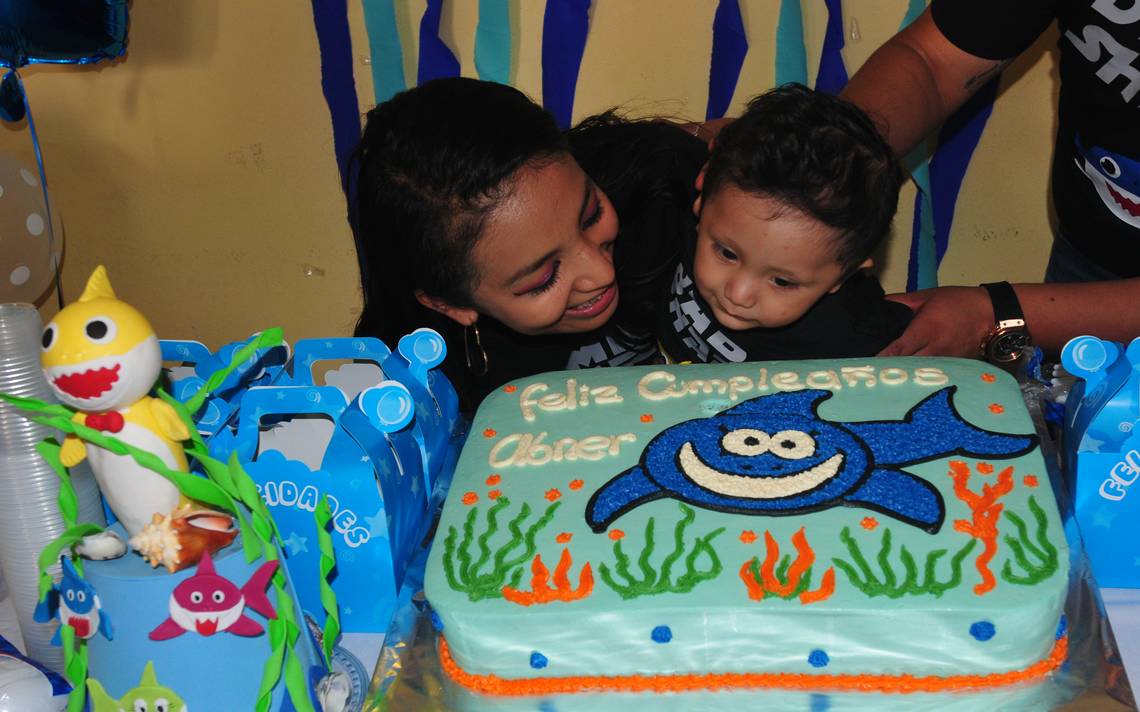 Cumpleaños de niños Cojín de abrazo Personal Nombre de los niños Cumpleaños de  dos años -  México