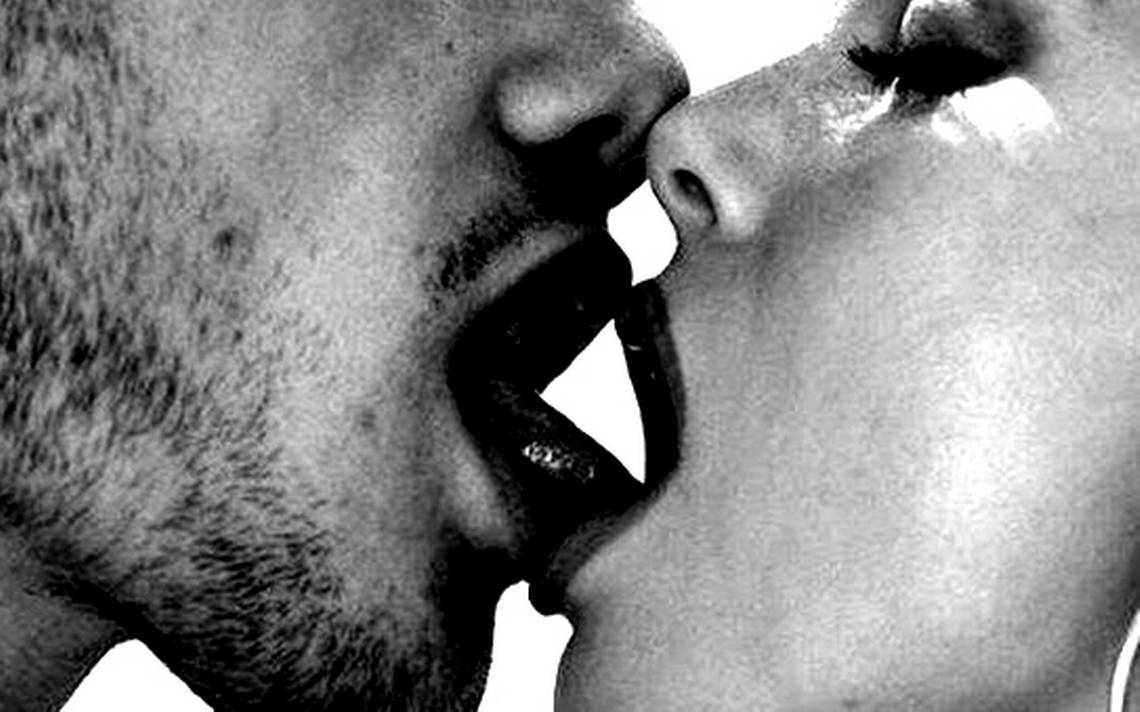 Поцелуй с языком