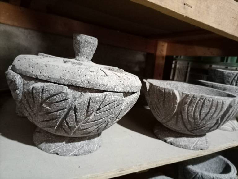 https://www.elsoldelbajio.com.mx/local/yk2pe8-molcajetes/ALTERNATES/FREE_768/molcajetes