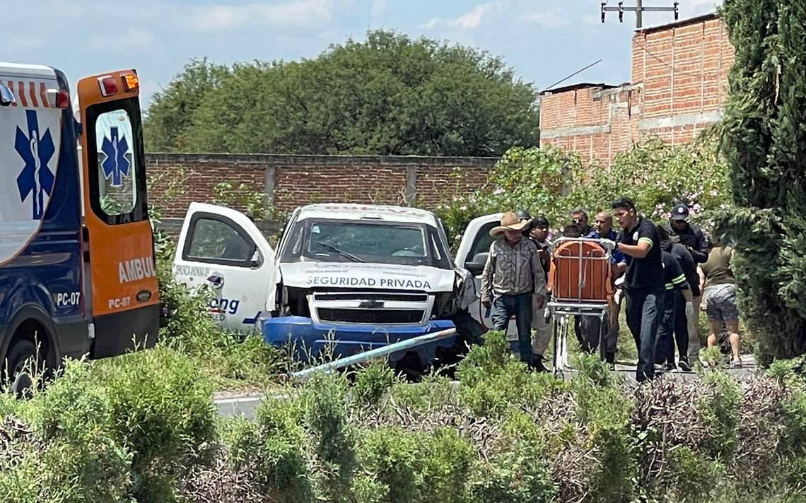 Se Voltea Camioneta De Valores En Tarimoro - El Sol Del Bajío ...